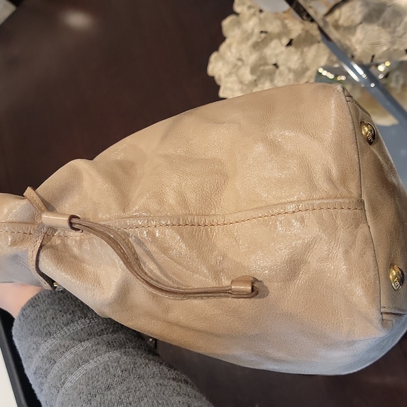 Authentic Prada leather bag - Picture 4 of 11